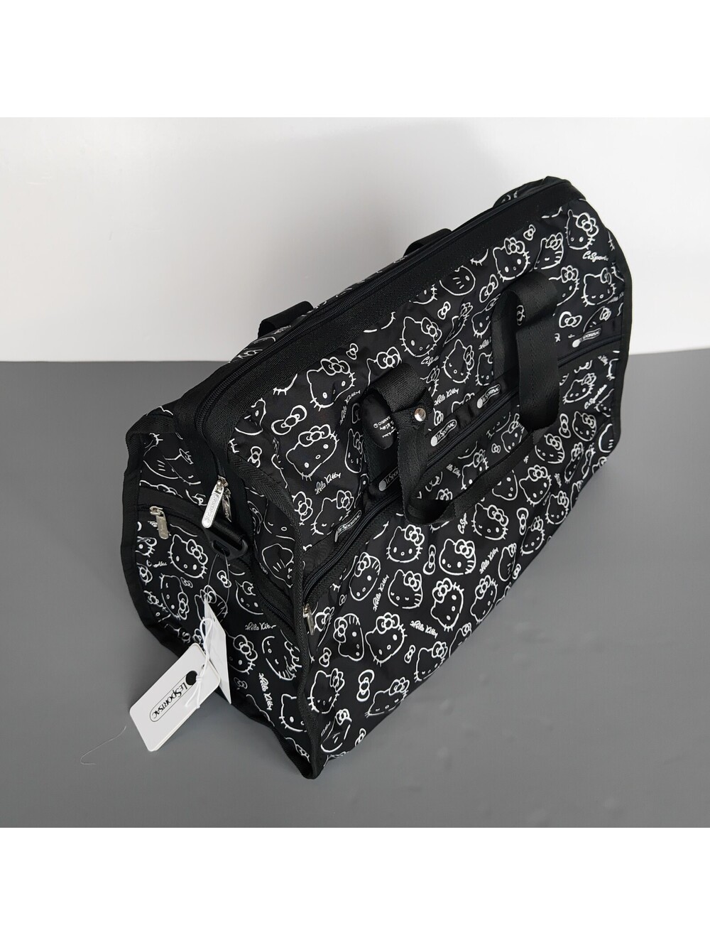 LeSportsac x Hello Kitty Black Deluxe Large Weekender Travel Bag NWT - Picture 2 of 9